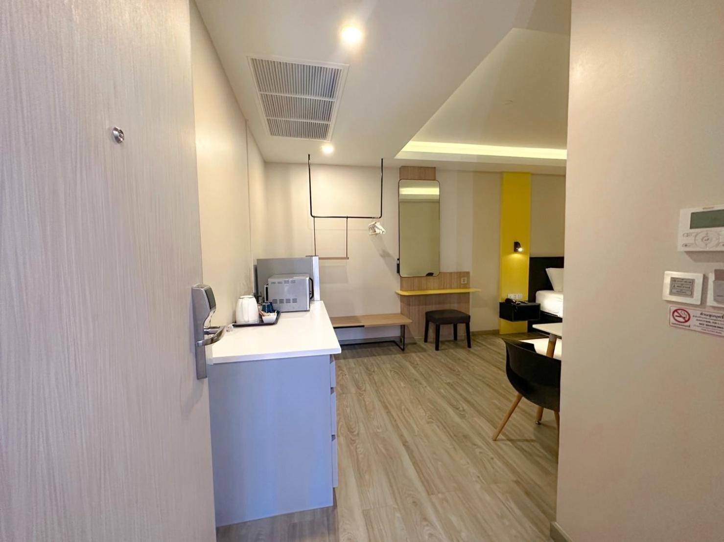 Hotel Z Zpaze Bangkok Exteriör bild