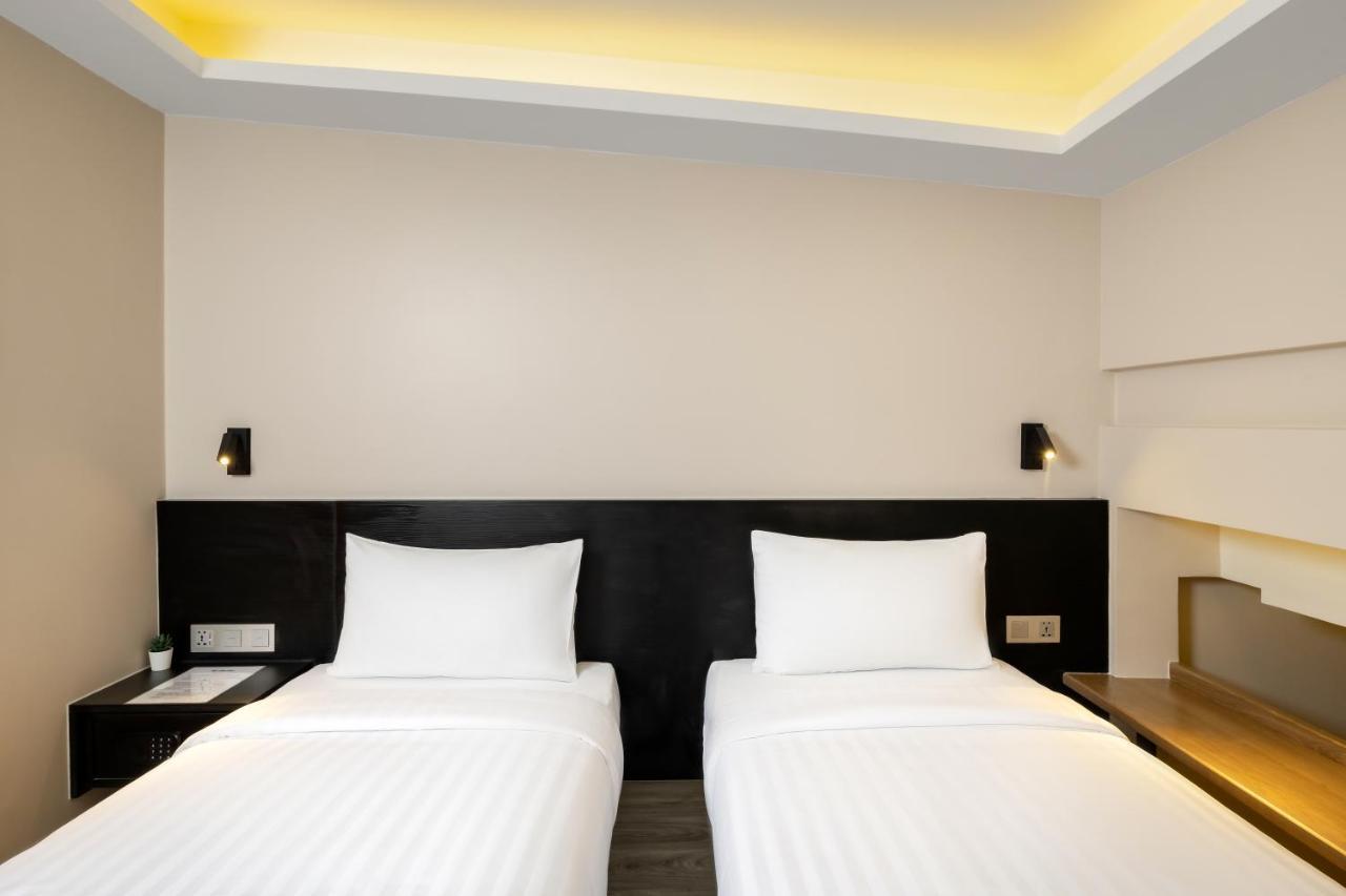 Hotel Z Zpaze Bangkok Exteriör bild